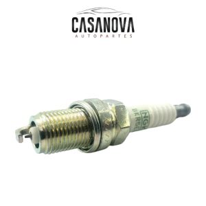 Bujía 5/8 Platino para Chevrolet, Nissan y Toyota marca NGK OEM BKR5EGP